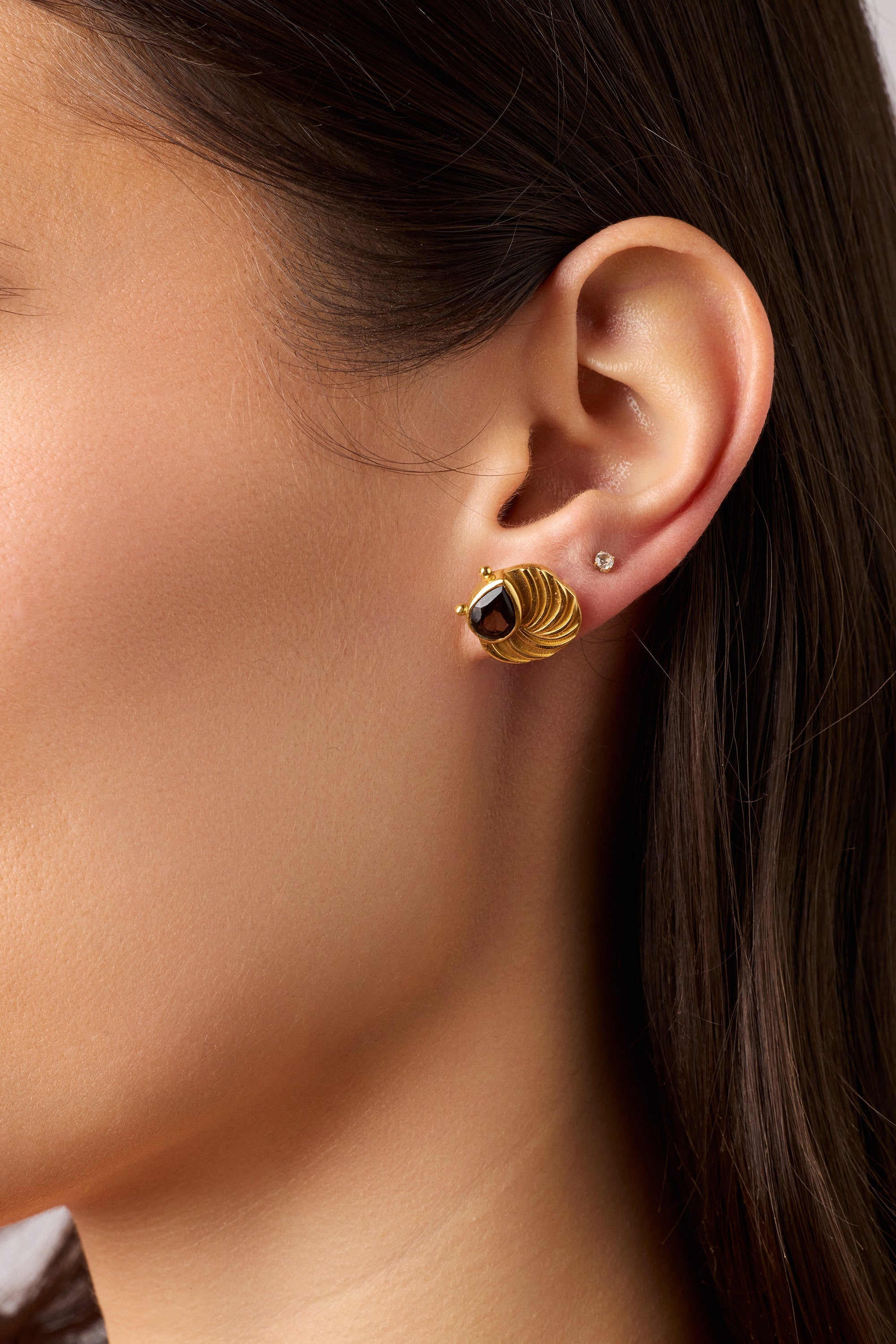 Thea Studs